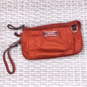 🎉Host Pick Tumi 5 Pocket Clutch Wristlet